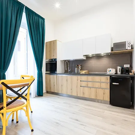 Trastevere Exclusive Three Bedroom - Collection