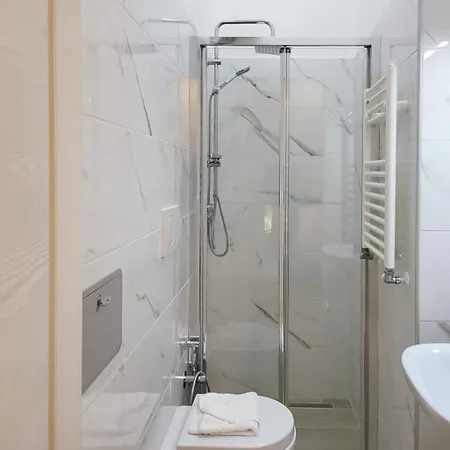 Trastevere Exclusive Three Bedroom - Collection